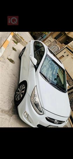 هیوندای ئەکسنت